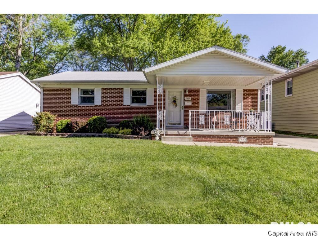 2557 Sandgate Road Springfield, IL 62702 - Photo 1 of 26