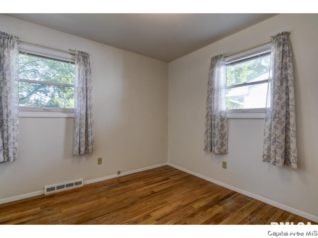 2557 Sandgate Road Springfield, IL 62702 - Photo 12 of 26