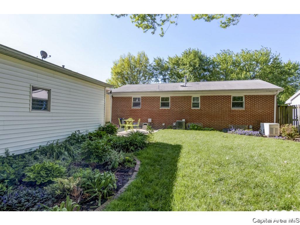 2557 Sandgate Road Springfield, IL 62702 - Photo 22 of 26