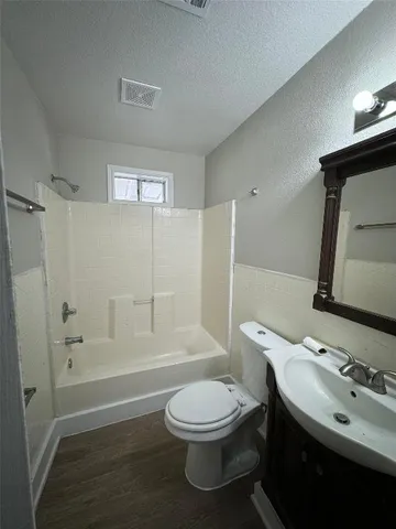 $1,695 | 101 South Lockhart Street, Unit A, Manor, TX 78653