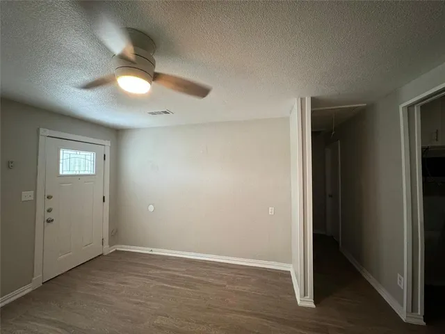 $1,695 | 101 South Lockhart Street, Unit A, Manor, TX 78653