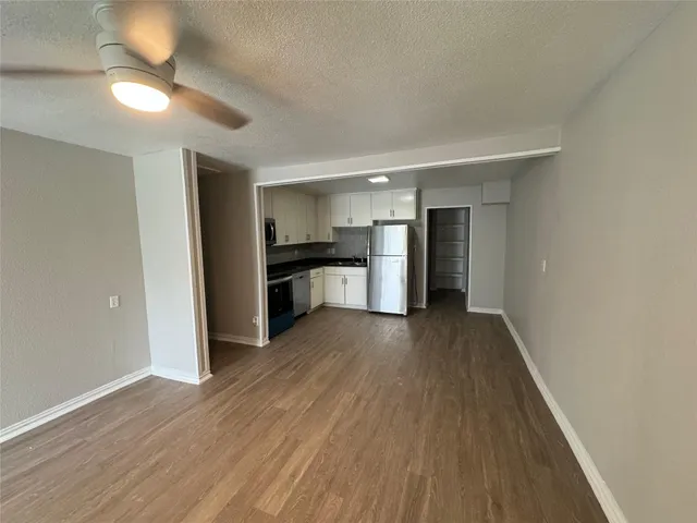 $1,695 | 101 South Lockhart Street, Unit A, Manor, TX 78653