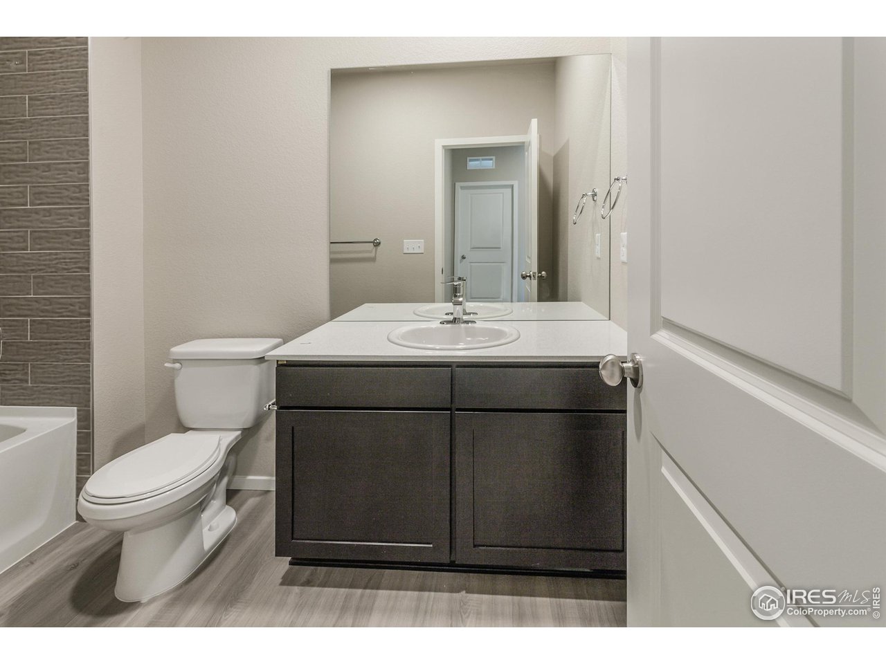 6630 4th St Road Greeley, CO 80634 - Photo 5 of 30 Gallery Image 5