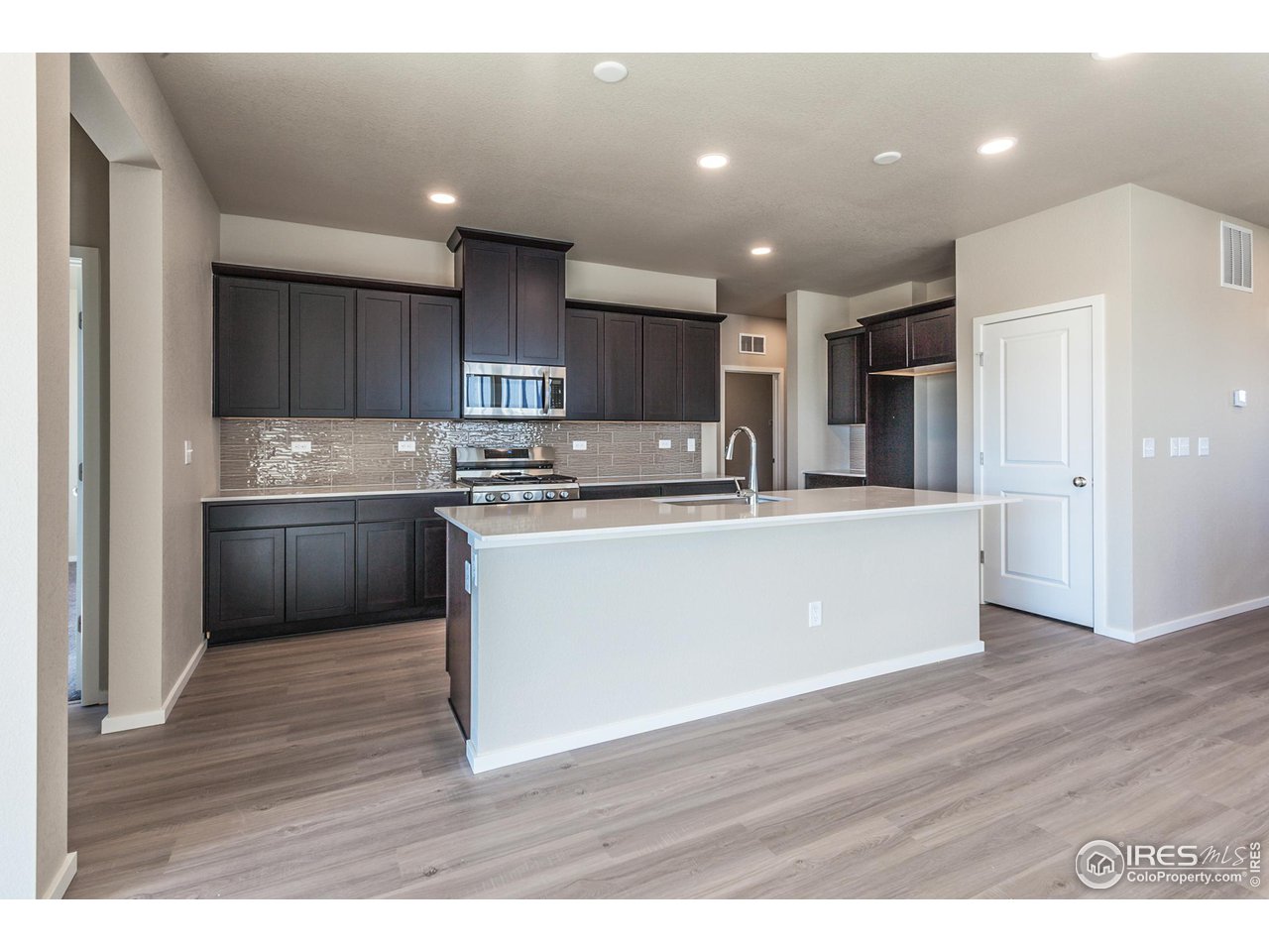 6630 4th St Road Greeley, CO 80634 - Photo 9 of 30 Gallery Image 9