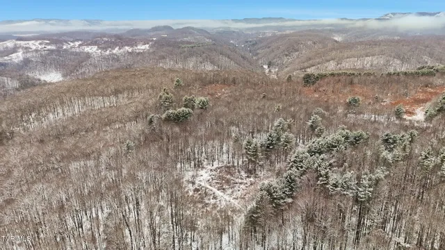 $39,900 | 7576 Wells Adams Road, Norton, VA 24273