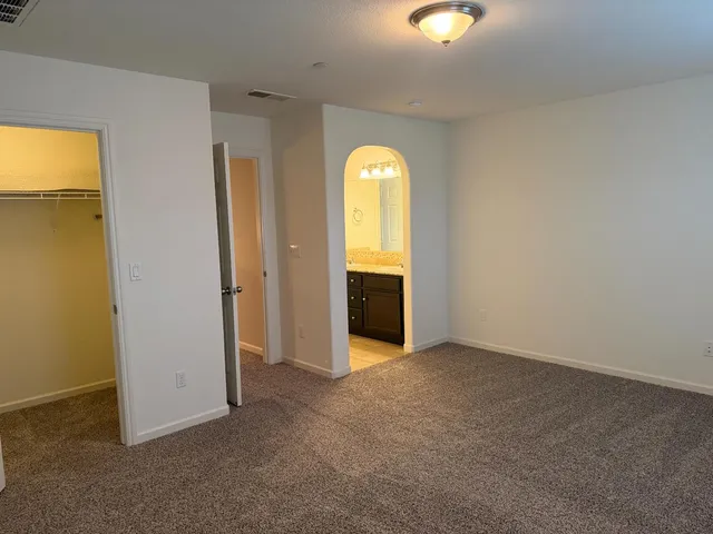 $2,250 | 3569 Magnificent Way, Clovis, CA 93619