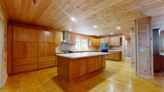 $1,600,000 | 1745 Roosevelt Highway, Colchester, VT 05446