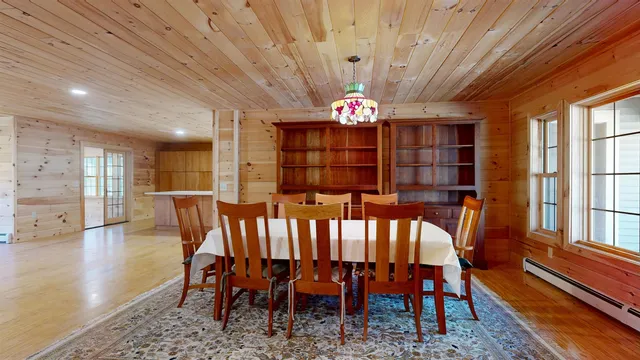 $1,600,000 | 1745 Roosevelt Highway, Colchester, VT 05446