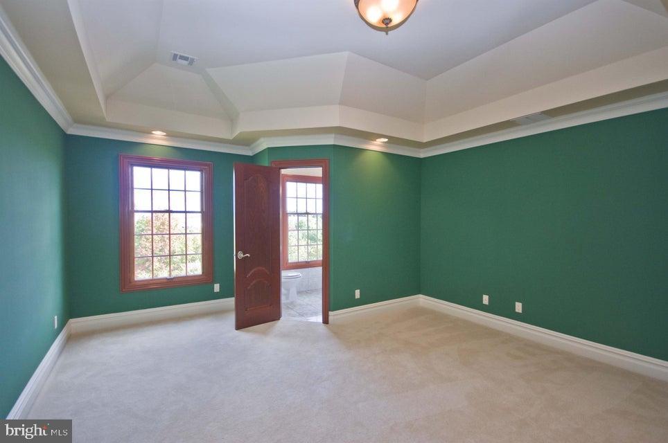 79 Potts Road Robbinsville, NJ 08691 - Photo 7 of 20 an empty room with windows and closet