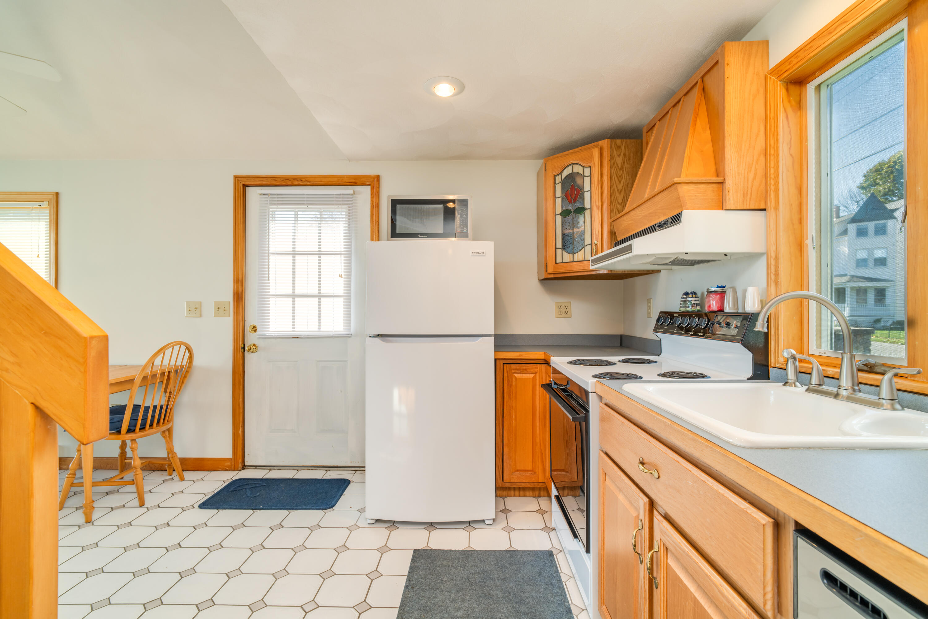 49 Freeman Street, Unit 5 York, ME 03909 - Photo 10 of 26 Kitchen