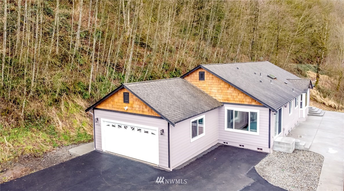 218-10 Bowen Road Mossyrock, WA 98564 - Photo 1 of 40 Gallery Image 1