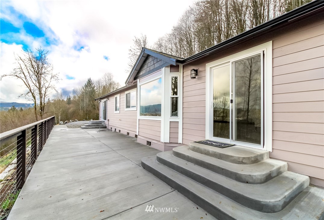 218-10 Bowen Road Mossyrock, WA 98564 - Photo 4 of 40 Gallery Image 4