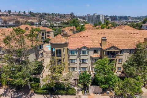 $624,999 | 550 Camino De La Reina, Unit 107, San Diego, CA 92108