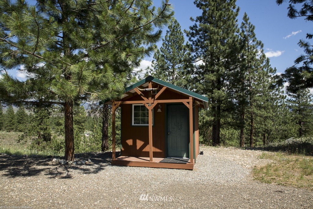 47 Star Flower Road Winthrop, WA 98862 - Photo 7 of 11 Gallery Image 7