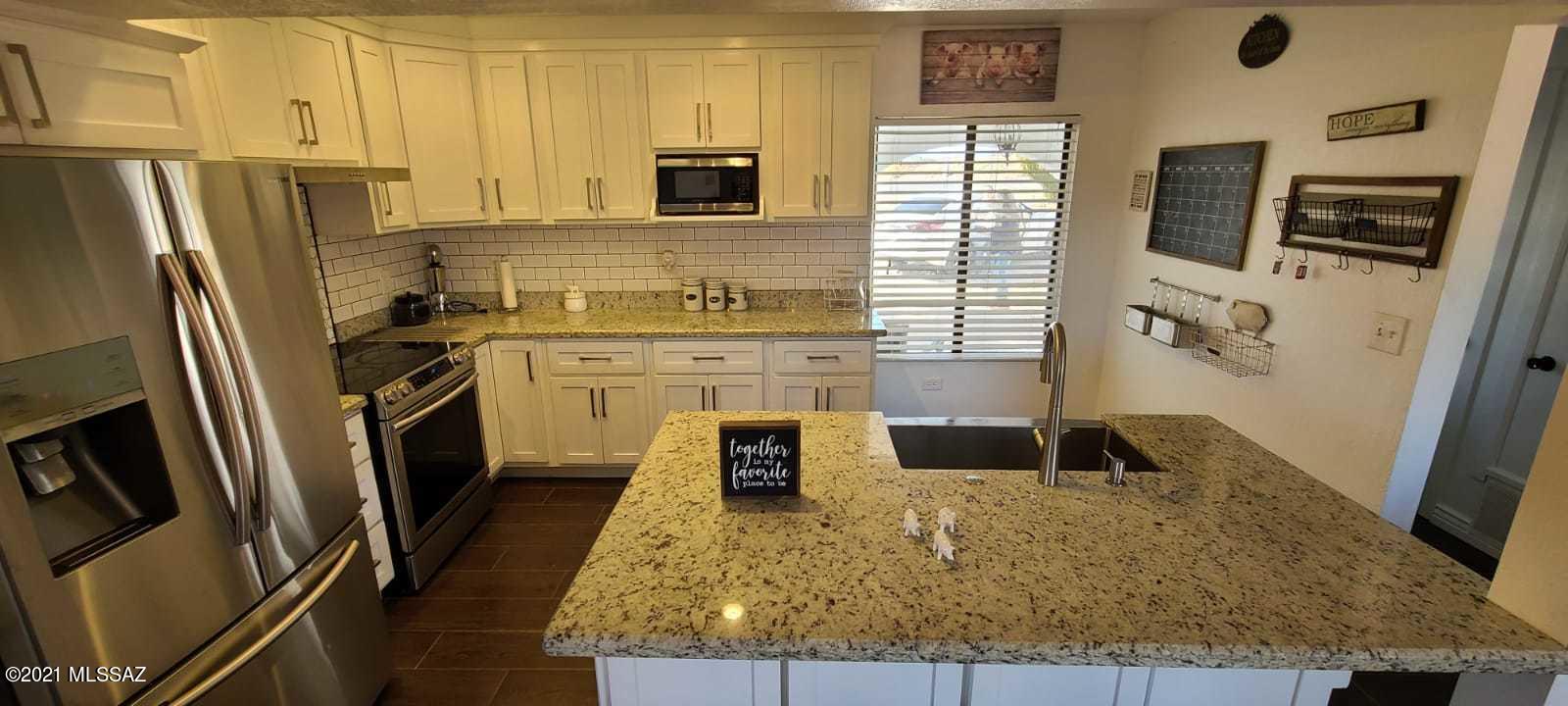 439 Willow Drive Rio Rico, AZ 85648 - Photo 12 of 35 Gallery Image 12