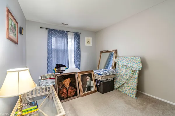 $285,000 | 2950 Northampton Drive, Unit B2, Rolling Meadows, IL 60008