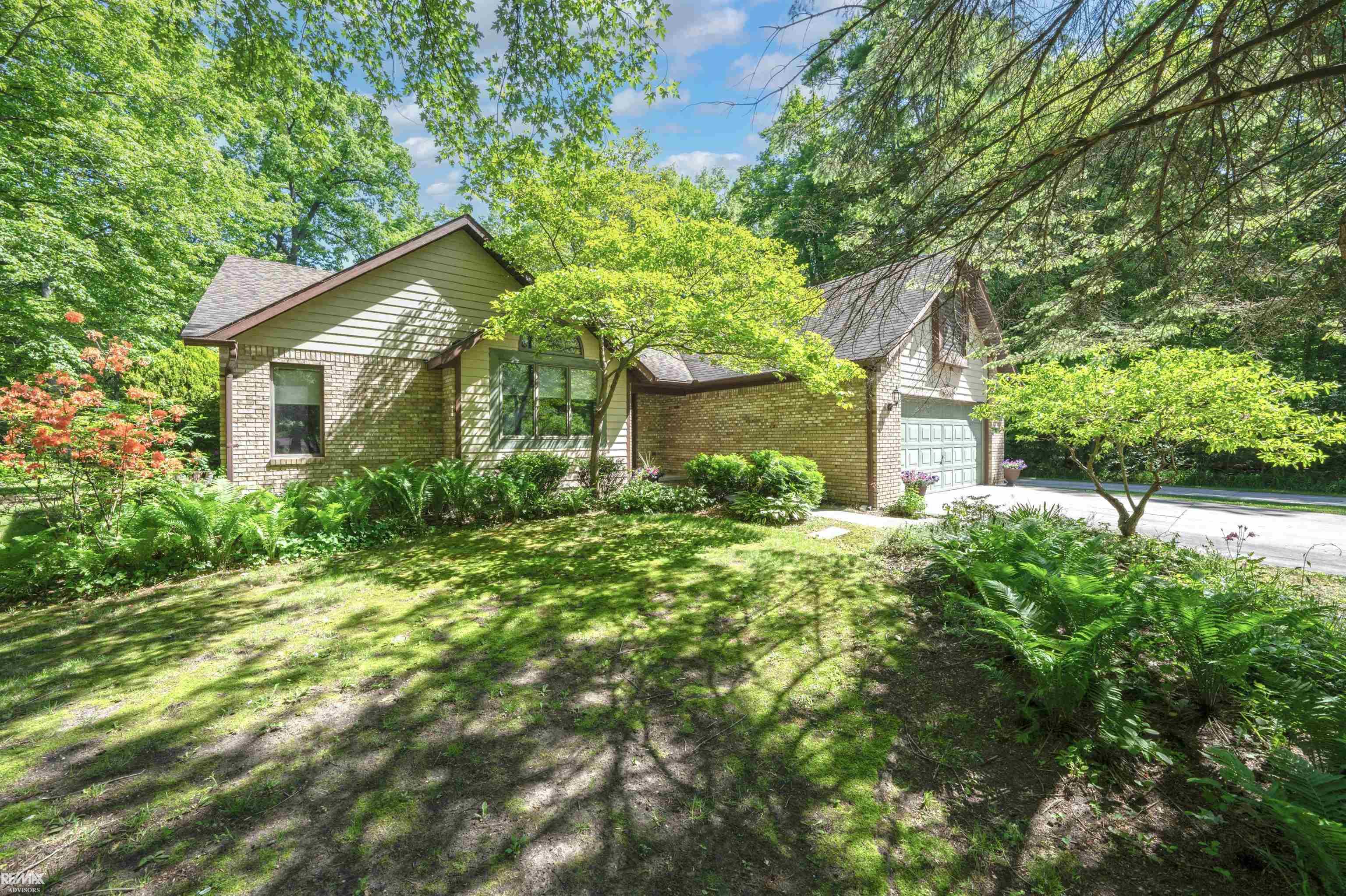 6440 Benoit Road Algonac, MI 48001 - Photo 1 of 53