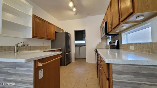 $2,200 | 17606 North 17th Place, Unit 1033, Phoenix, AZ 85022