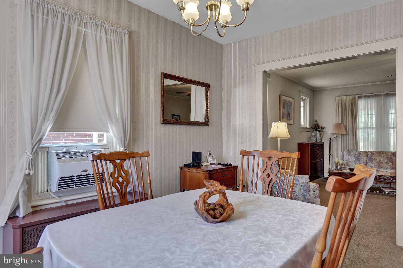 511 Friedensburg Road Reading, PA 19606 - Photo 8 of 29 Dining Area