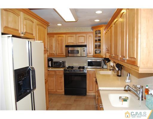 5 Homer Road Old Bridge, NJ 08879 - Photo 3 of 10 Gallery Image 3