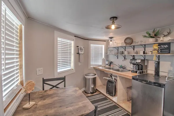 $1,200 | 179 Oak Street, Nocona, TX 76255