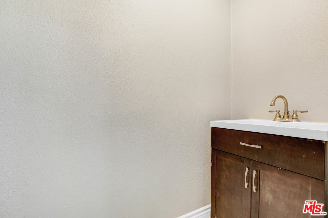 6646 Brampton Avenue Rialto, CA 92376 - Photo 13 of 13 Gallery Image 13