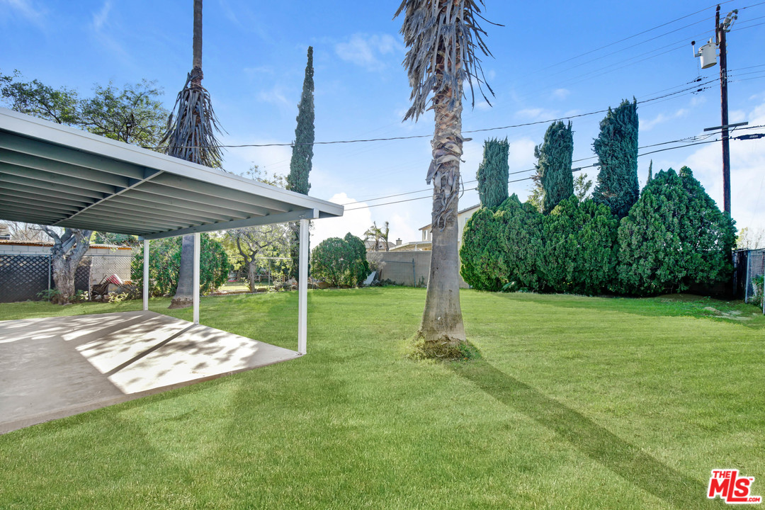 6646 Brampton Avenue Rialto, CA 92376 - Photo 3 of 13 Gallery Image 3