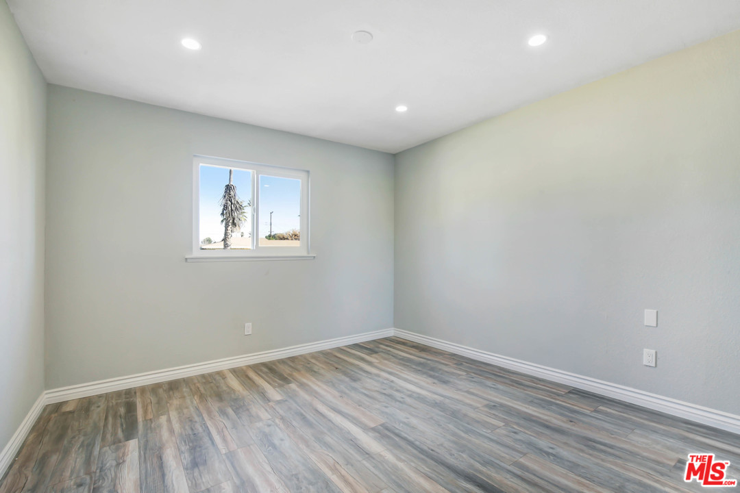 6646 Brampton Avenue Rialto, CA 92376 - Photo 9 of 13 Gallery Image 9