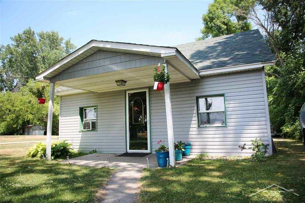 2819 Wheeler Road Bay City, MI 48706 - Photo 1 of 15 Gallery Image 1