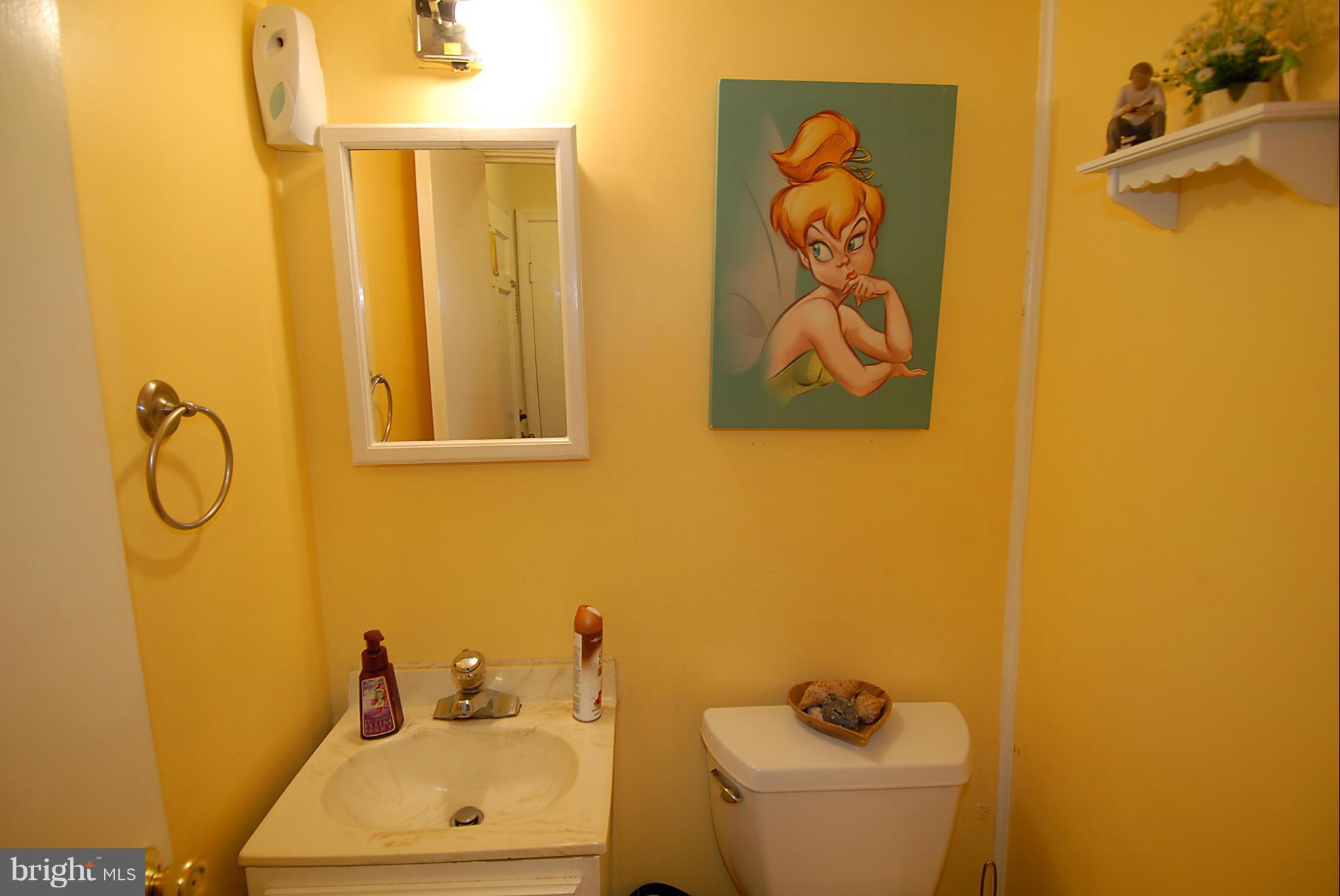 12911 Sturbridge Road Woodbridge, VA 22192 - Photo 14 of 30 Half Bath