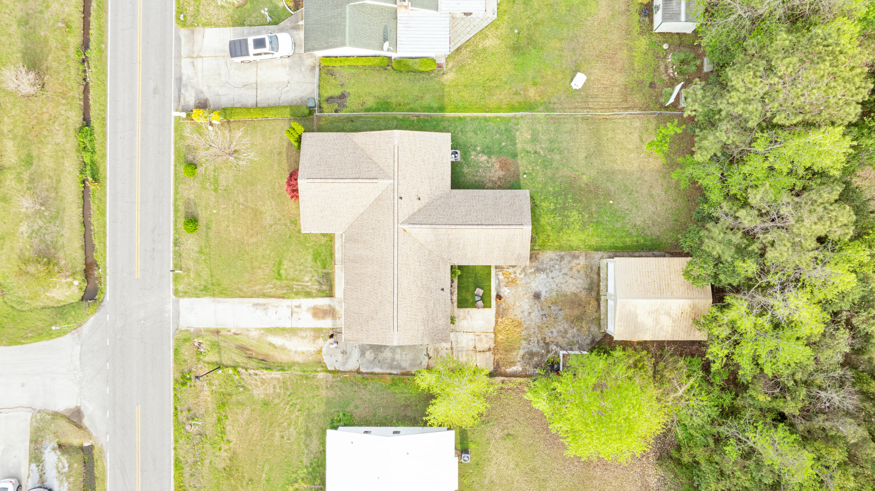 1003 Mountain Pine Road Moncks Corner, SC 29461 - Photo 4 of 27 1003MountainPine.NicoleBurbagePhoto-20