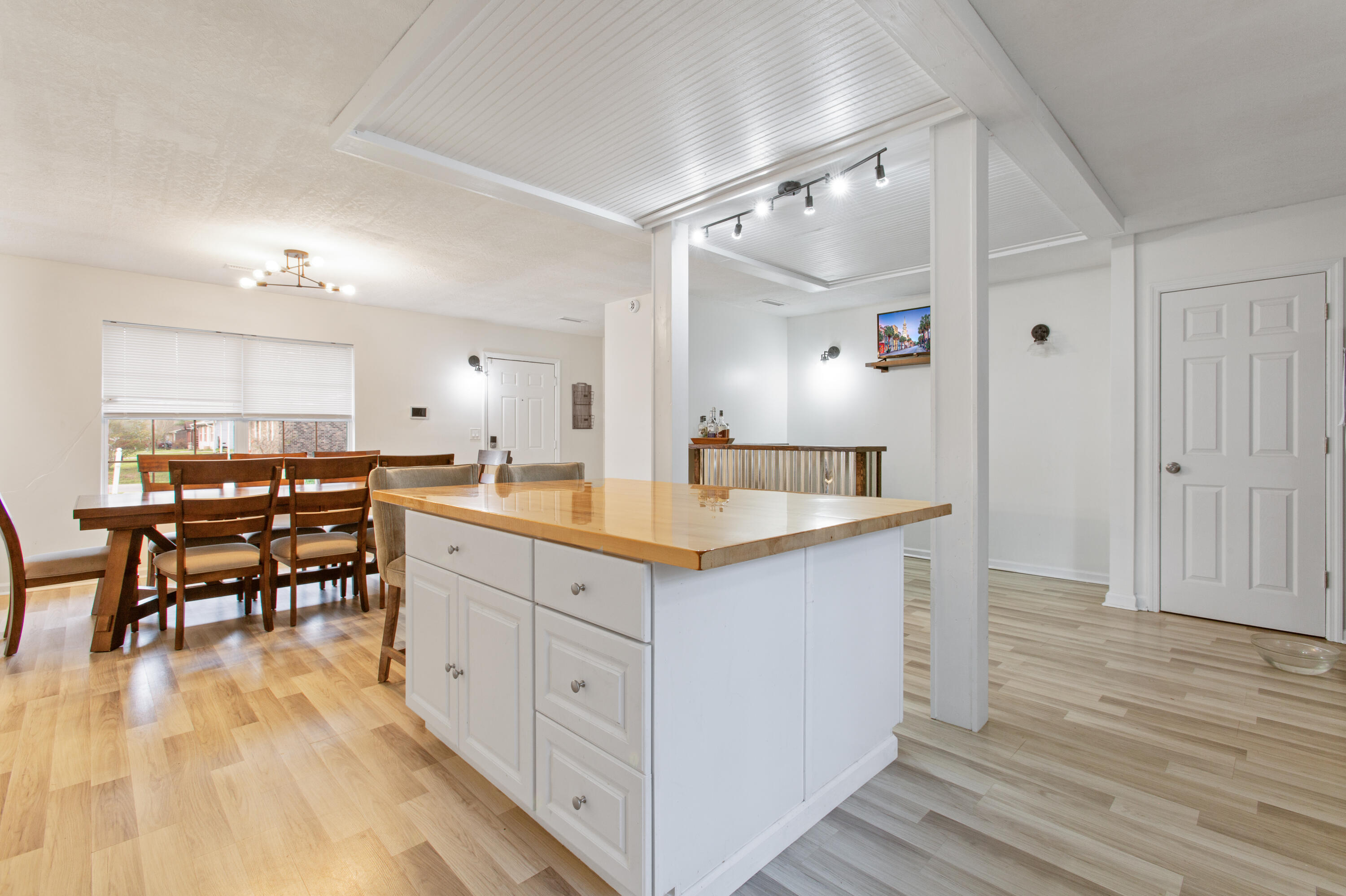 1003 Mountain Pine Road Moncks Corner, SC 29461 - Photo 9 of 27 1003MountainPine.NicoleBurbagePhoto-4