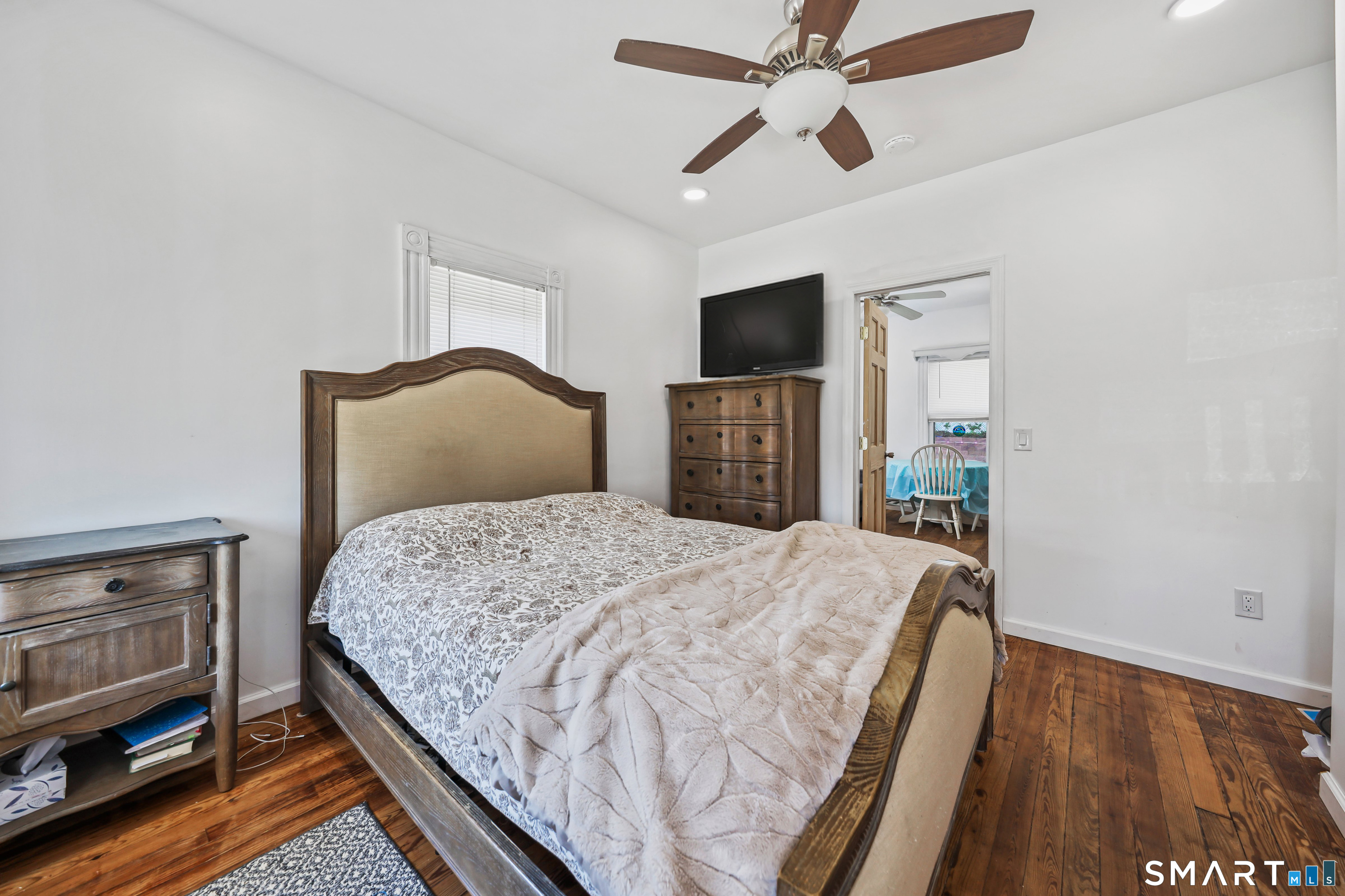 339 River Road Shelton, CT 06484 - Photo 12 of 36