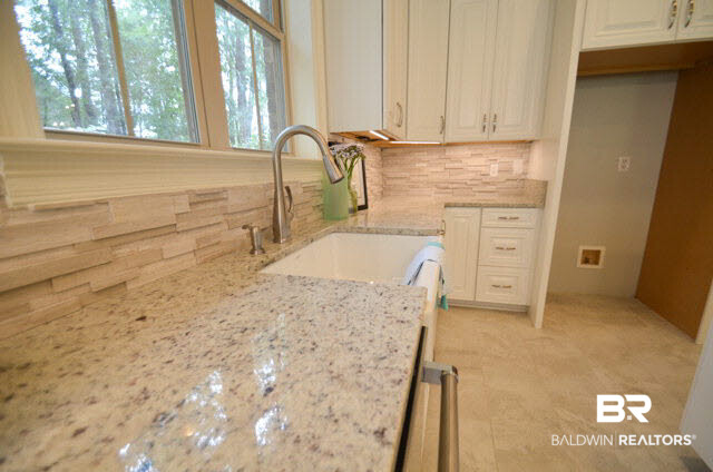 6454 Clear Pointe Court Mobile, AL 36618 - Photo 15 of 23