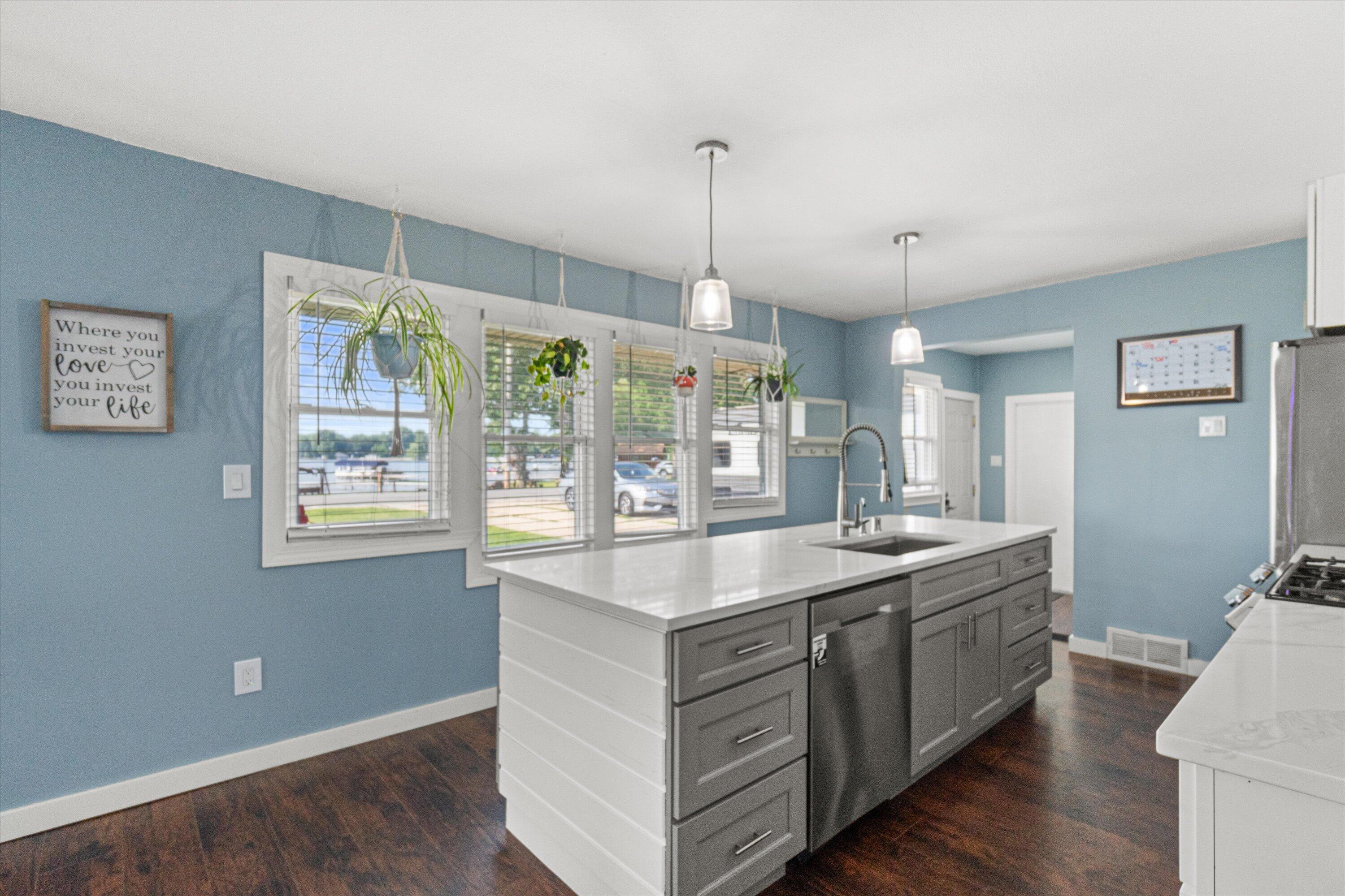 26727 Denoon Road Norway, WI 53185 - Photo 6 of 43 Kitchen