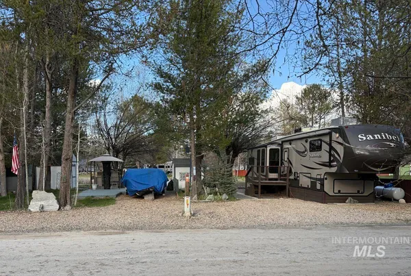 $167,900 | 5 H Street, Cascade, ID 83611