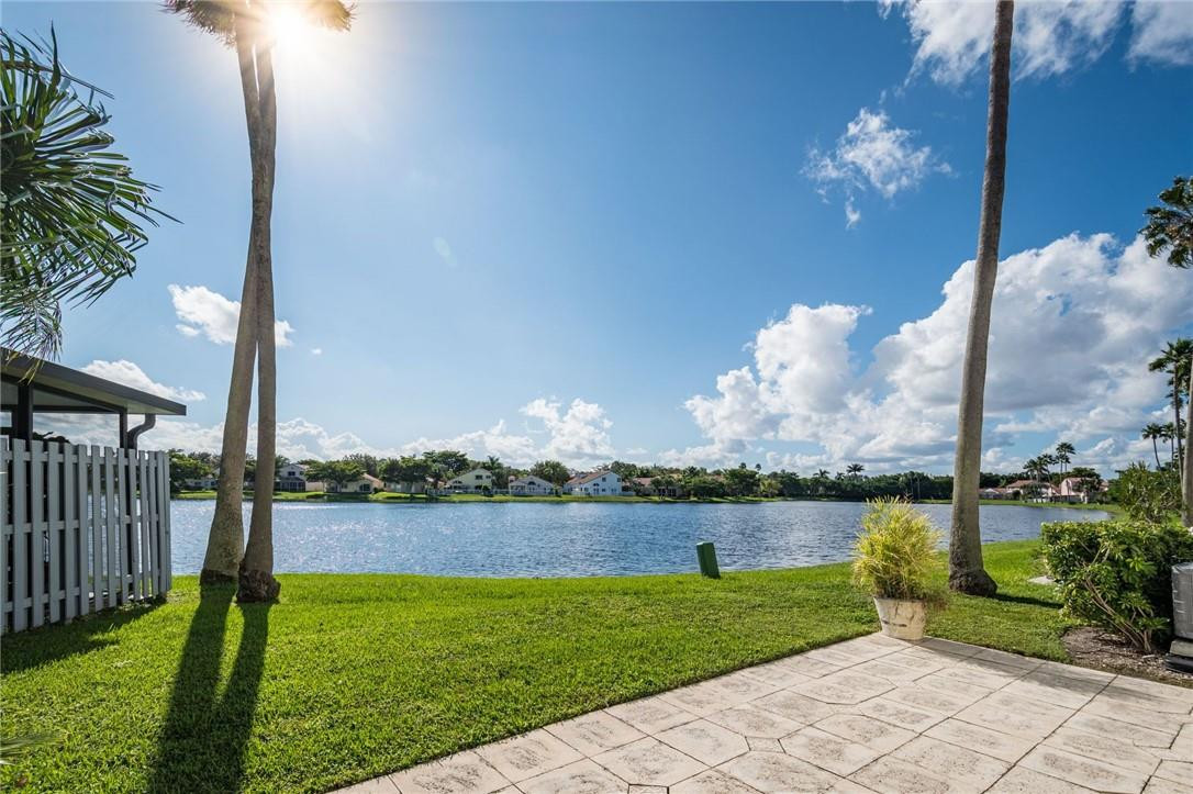 1346 Garden Road Weston, FL 33326 - Photo 17 of 31 Photo 17