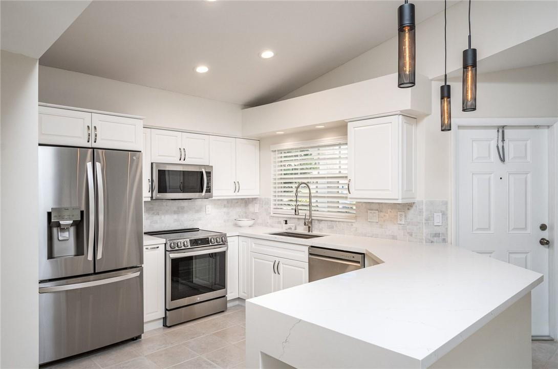 1346 Garden Road Weston, FL 33326 - Photo 4 of 31 Photo 4