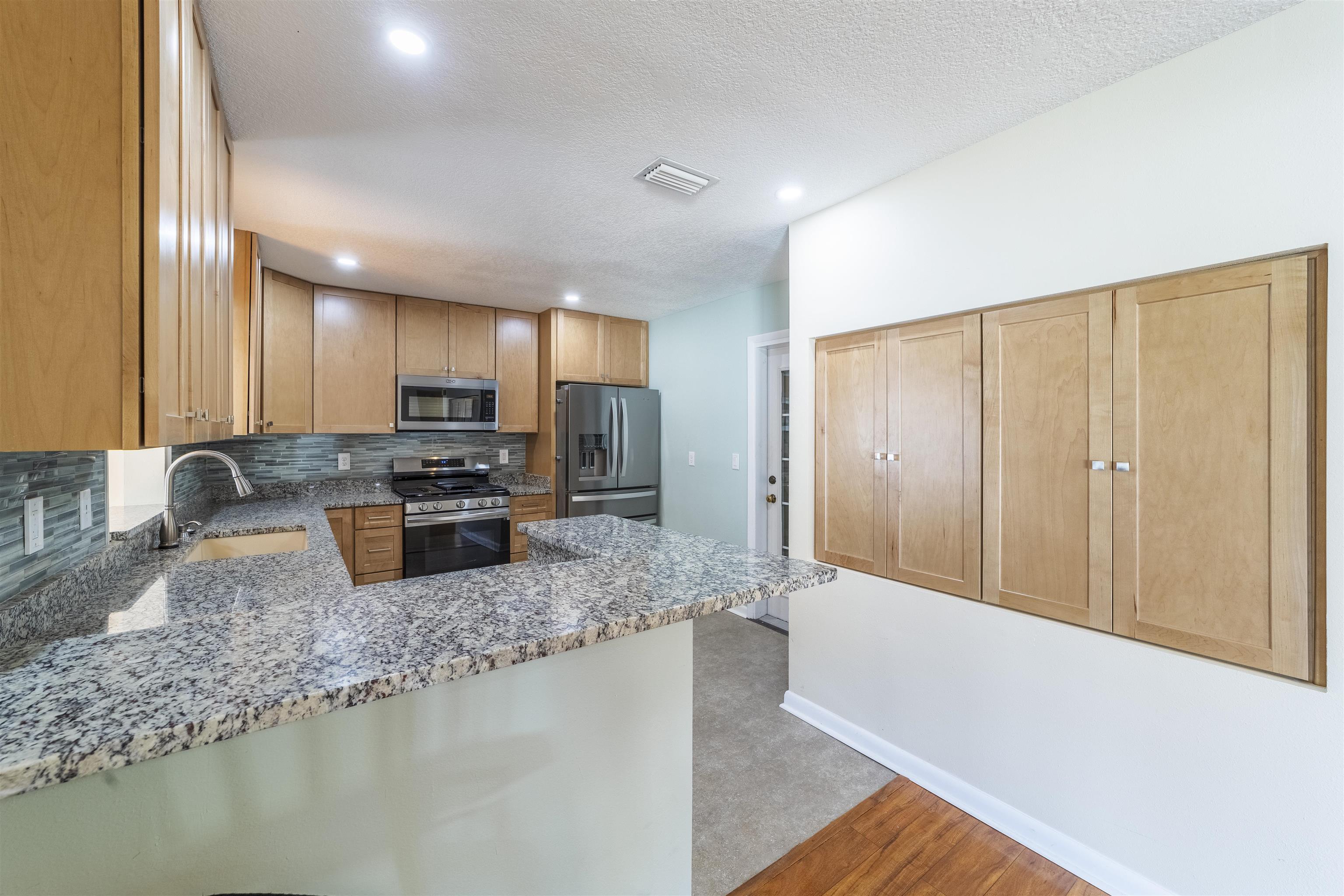 826 Rita Circle St. Augustine, FL 32086 - Photo 9 of 34 Gallery Image 9