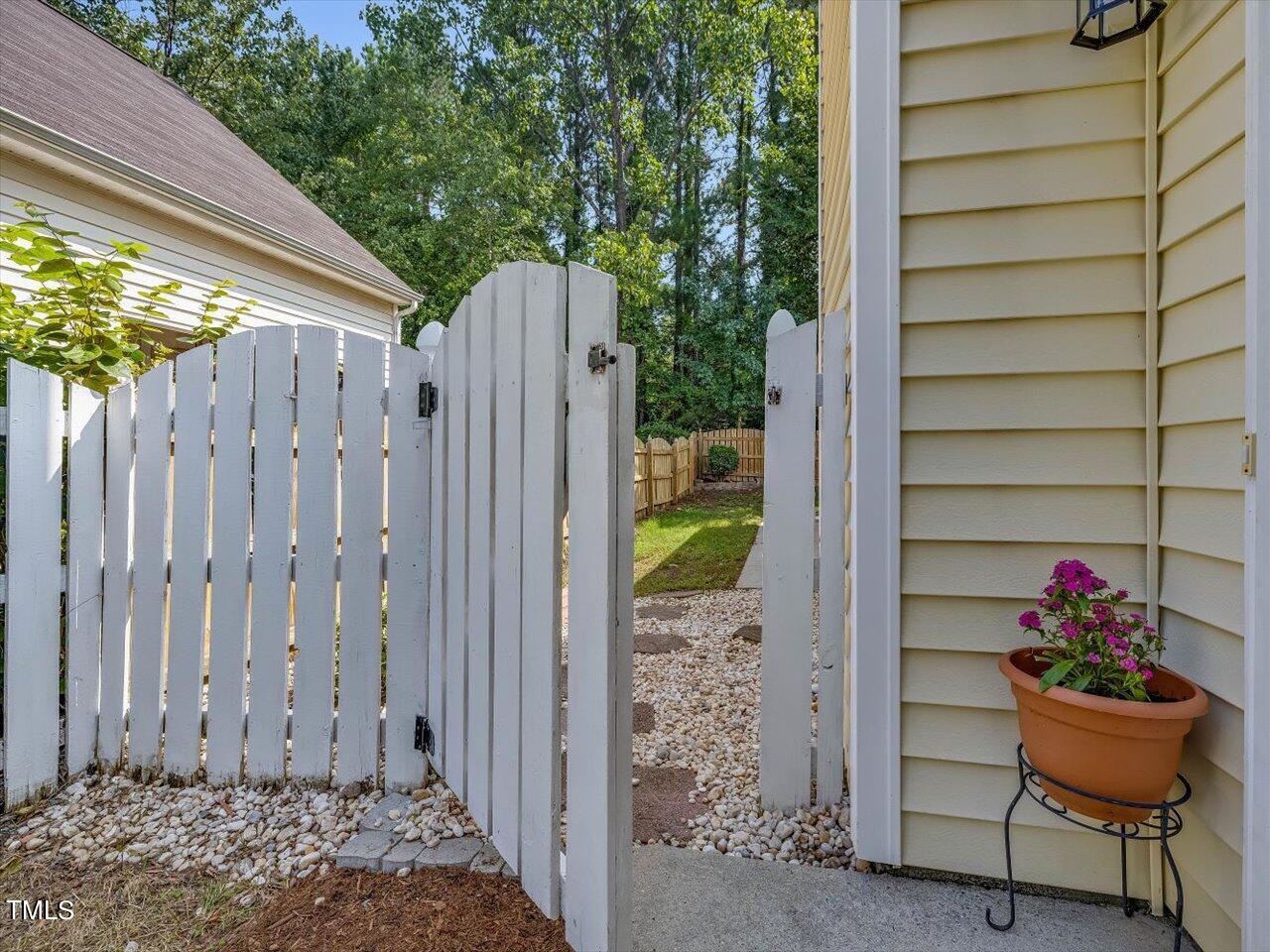 4509 Dolwick Drive Durham, NC 27713 - Photo 26 of 31