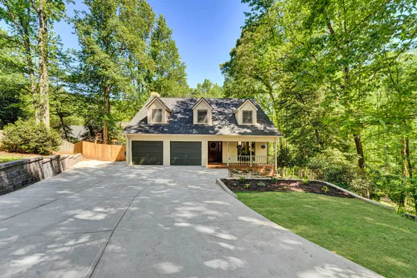 $649,000 | 105 Summer Creek Court, Greer, SC 29650