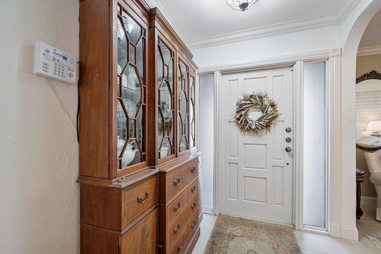 940 Southwest 15th Street Boca Raton, FL 33486 - Photo 4 of 31 5