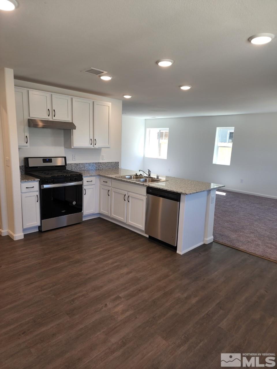 9201 Logan Creek Road Reno, NV 89506 - Photo 3 of 7 Photo 3