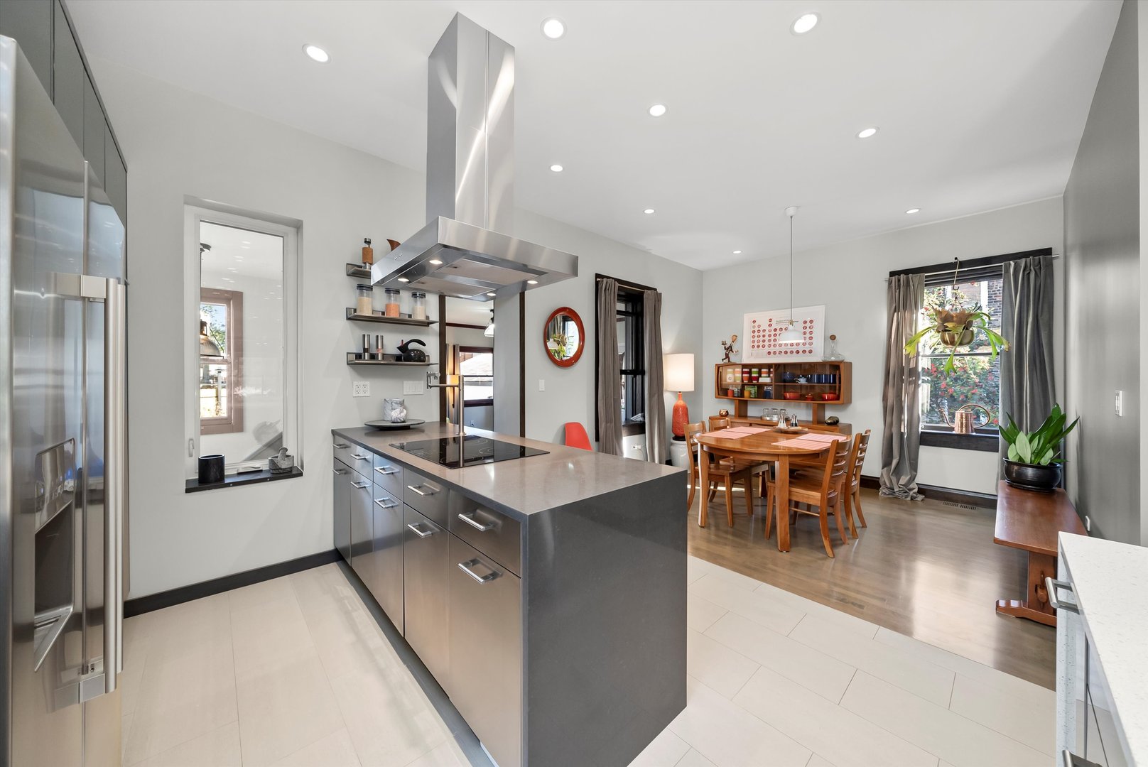 1529 North Harding Avenue Chicago, IL 60651 - Photo 17 of 52