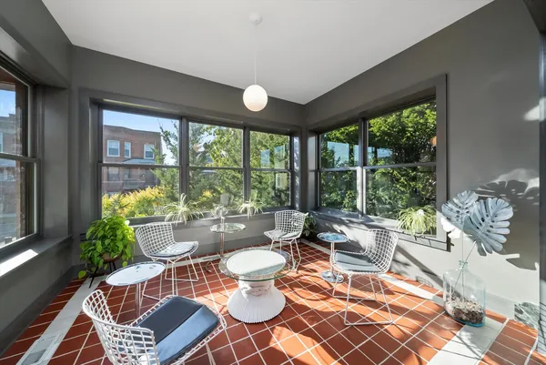 $979,000 | 1529 North Harding Avenue, Chicago, IL 60651