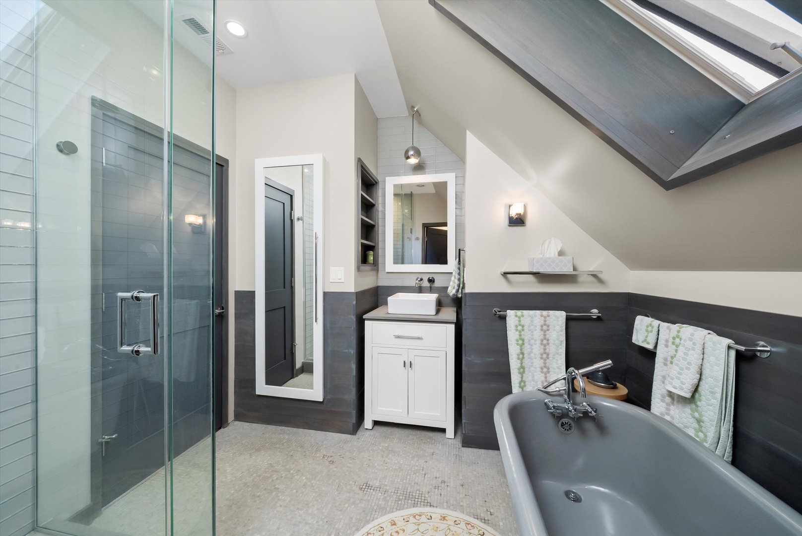 1529 North Harding Avenue Chicago, IL 60651 - Photo 25 of 52