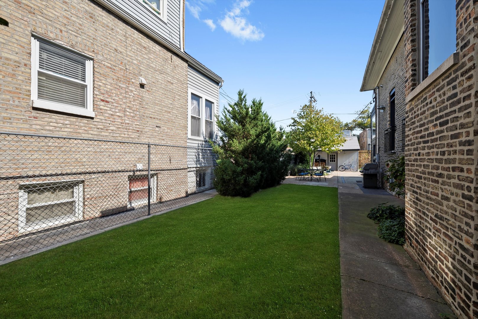 1529 North Harding Avenue Chicago, IL 60651 - Photo 47 of 52
