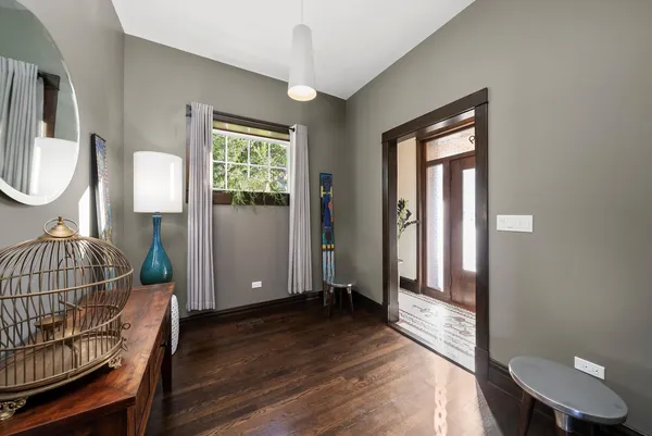 $979,000 | 1529 North Harding Avenue, Chicago, IL 60651