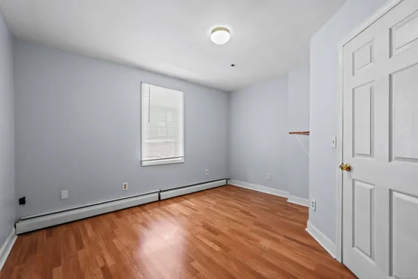 $275,000 | 23 Hotchkiss Street, Middletown, CT 06457