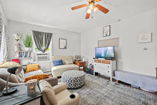 $275,000 | 23 Hotchkiss Street, Middletown, CT 06457